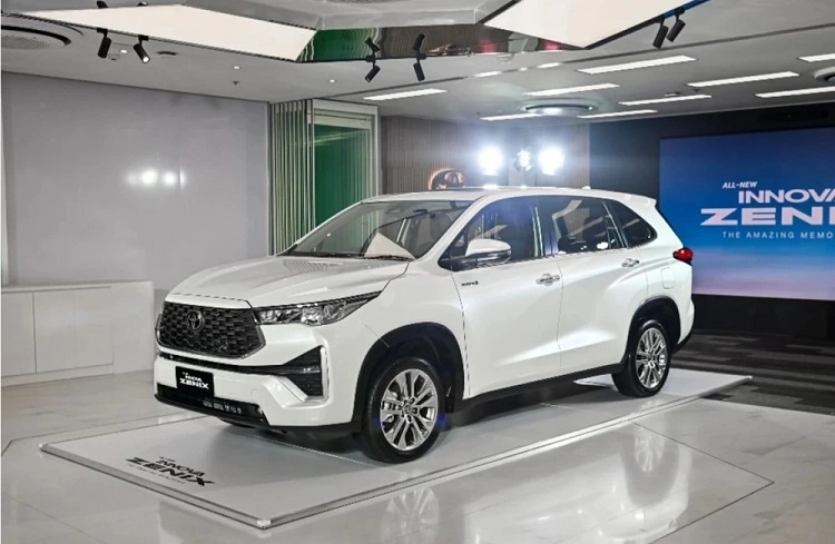 Toyota Innova, Sumber: thuonggiaonline.vn